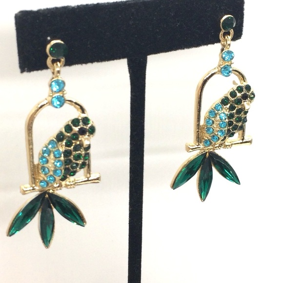3/$30 RHINESTONE PARROT BIRD EARRINGS BLUE GREEN GOLD TONE TROPICAL DANGLE DROP - Picture 5 of 14